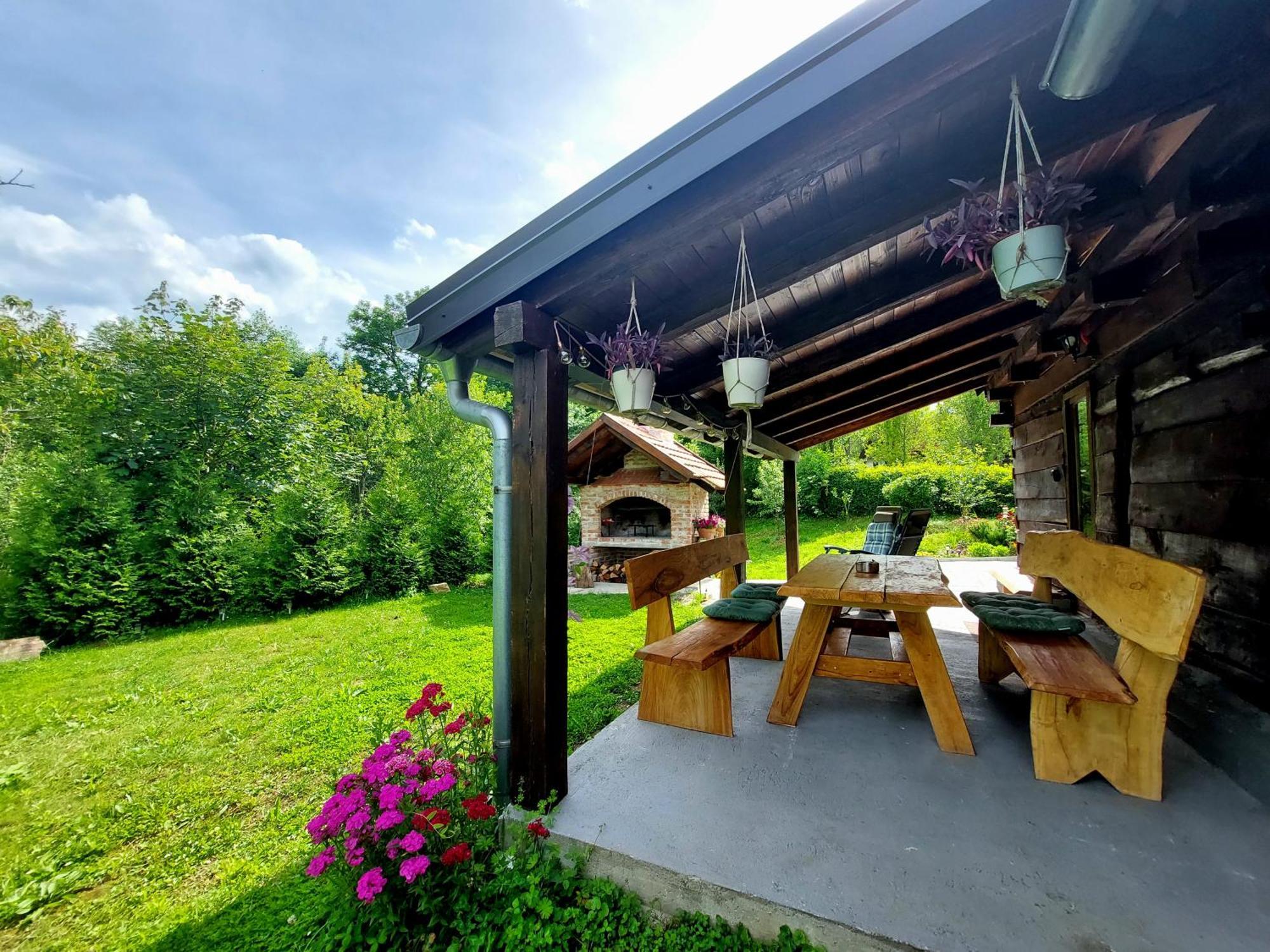 Holiday Home The Hive Slunj Exterior foto